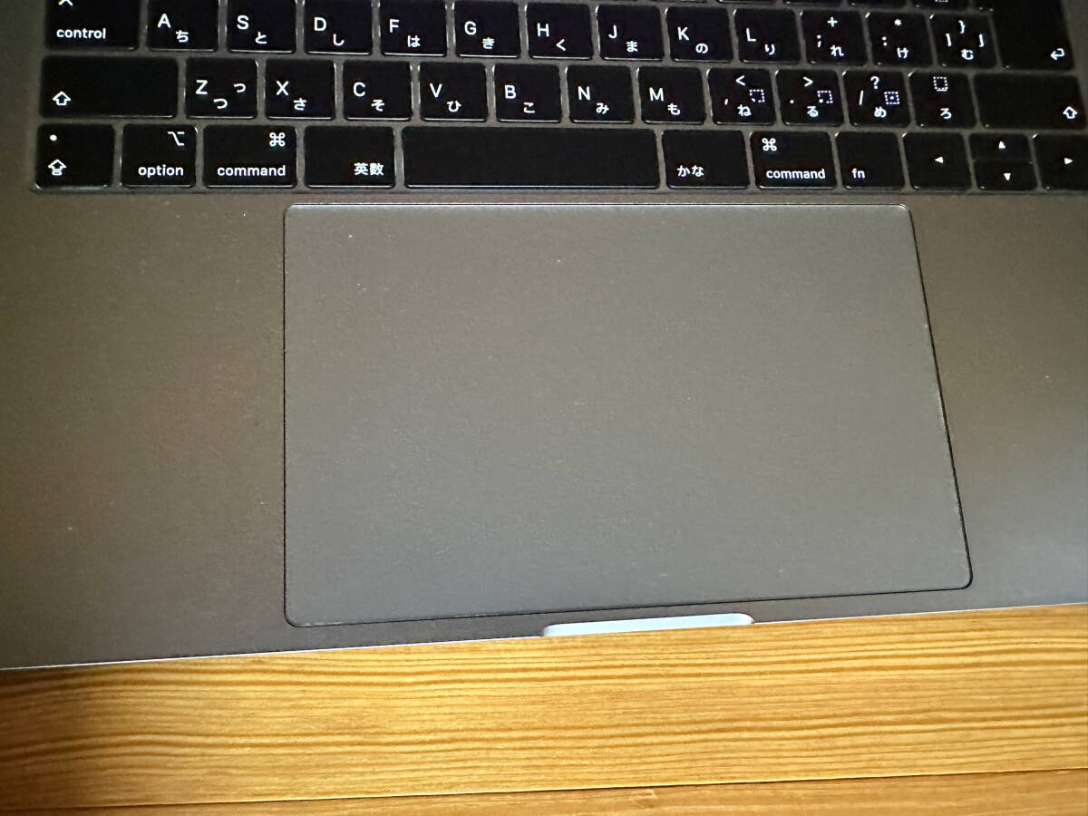 MacBookPro 15インチ MV912J/A 2019 Space Gray RAM16GB SSD512GB 美品_画像4