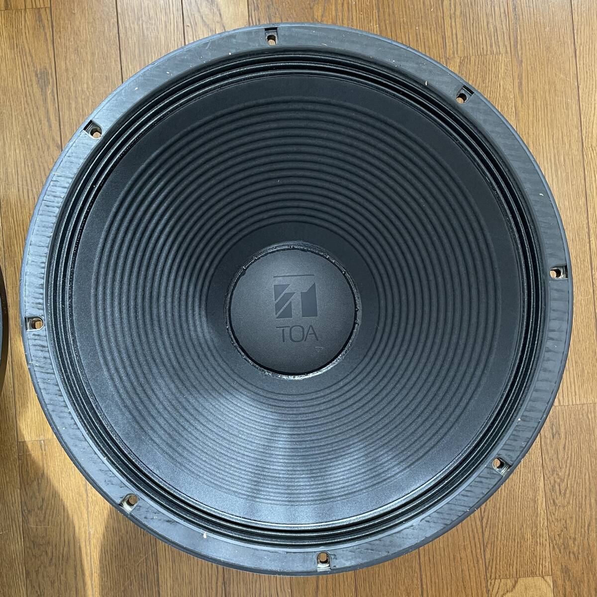 Yahoo!オークション - TOA 46cm ウーファー HLS46UL2-8 W-46UL2 Yahoo!オークション - TOA 46cm ウーファー HLS46UL2-8 W-46UL2
