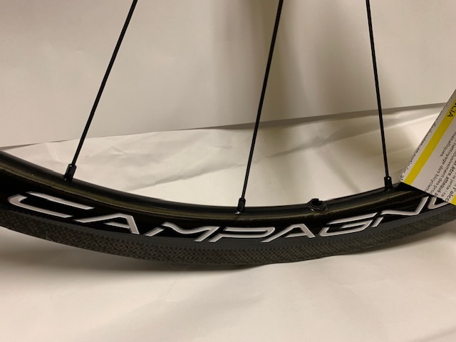 52000円 新品 カンパニョーロ ホイール リムブレーキモデル BORA 52000円 新品 カンパニョーロ ホイール リムブレーキモデル BORA