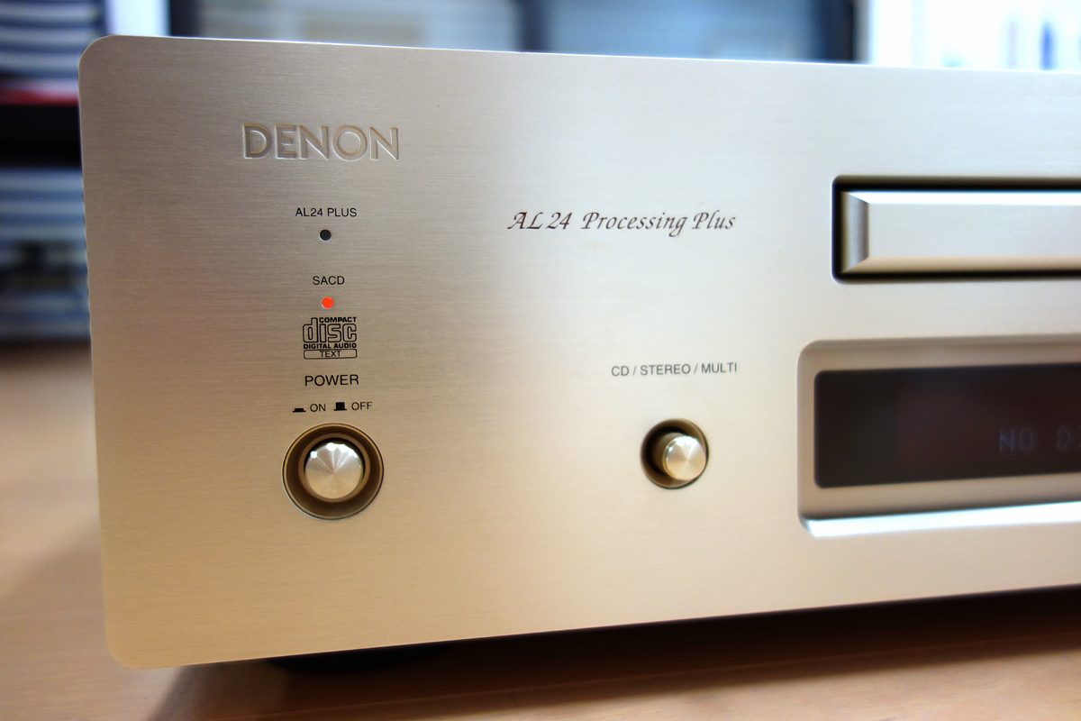 ★DENON DCD-SA10 SACD運動員美品！　★ 原文:★ DENON DCD-SA10 SACDプレーヤー　美品！　★