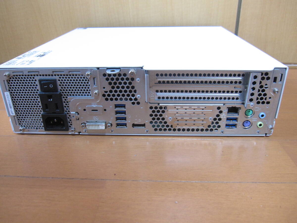  Fujitsu ESPRIMO D958/T Core i5 8500 источник питания вход не возможно Junk FMVD37001 no. 8 поколение 