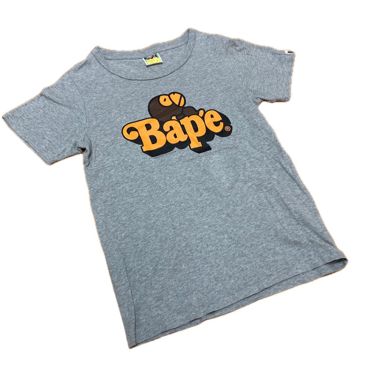 A Bathing Ape Tシャツ APE  BAPE 金タグ　かわいい　NIGO アベイシングエイプ