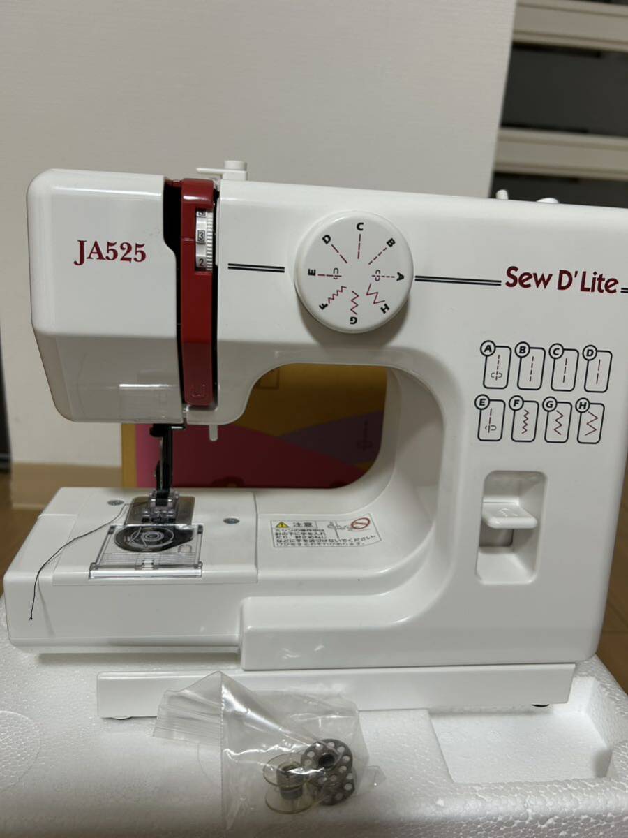 JANOME/ジャノメ】Sew D'Lite JA525 電動ミシン ミシン 裁縫 手工芸 箱付 家庭用ミシン ．未使用に近い_画像3