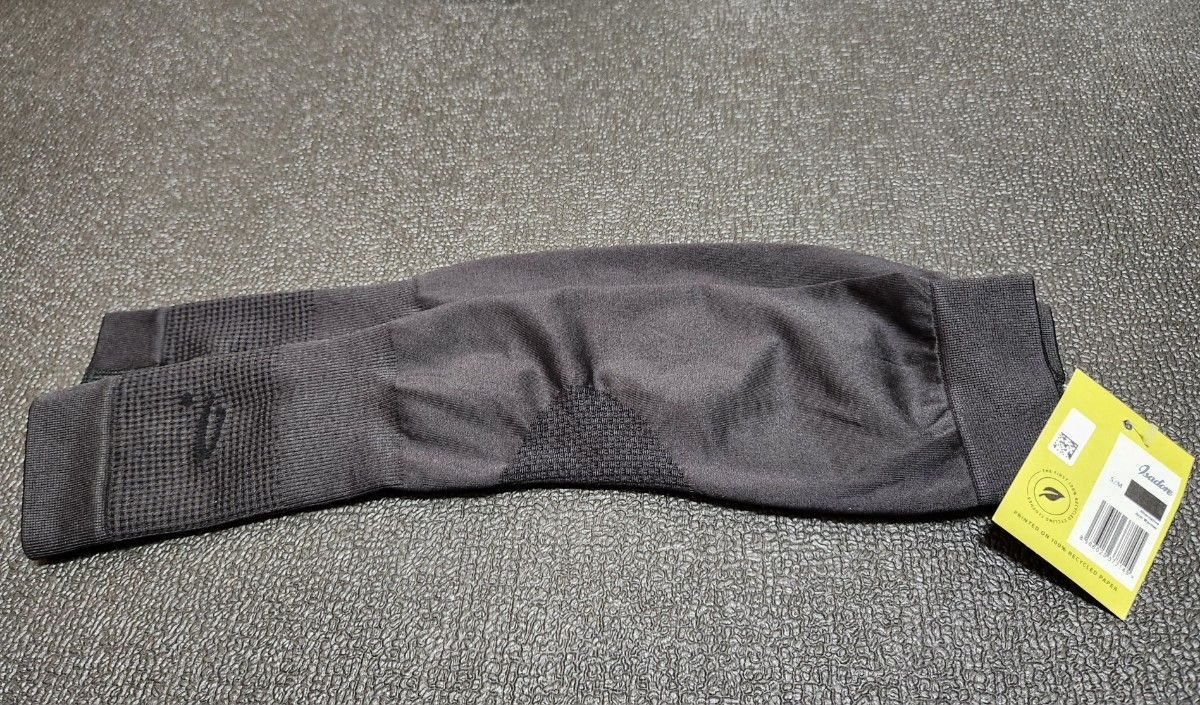 Isadore Alternative Arm Warmer