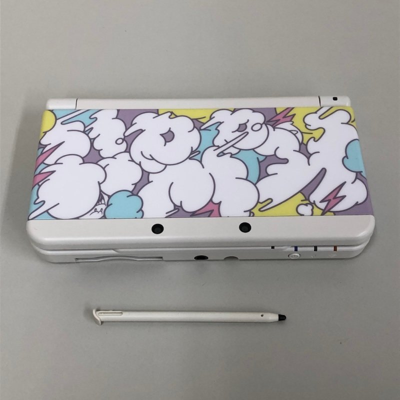 New ニンテンドー3DS ホワイト 本体 ＋ きせかえプレート テレサ Kawaii Kisekae Plates 240426SK500031の画像1