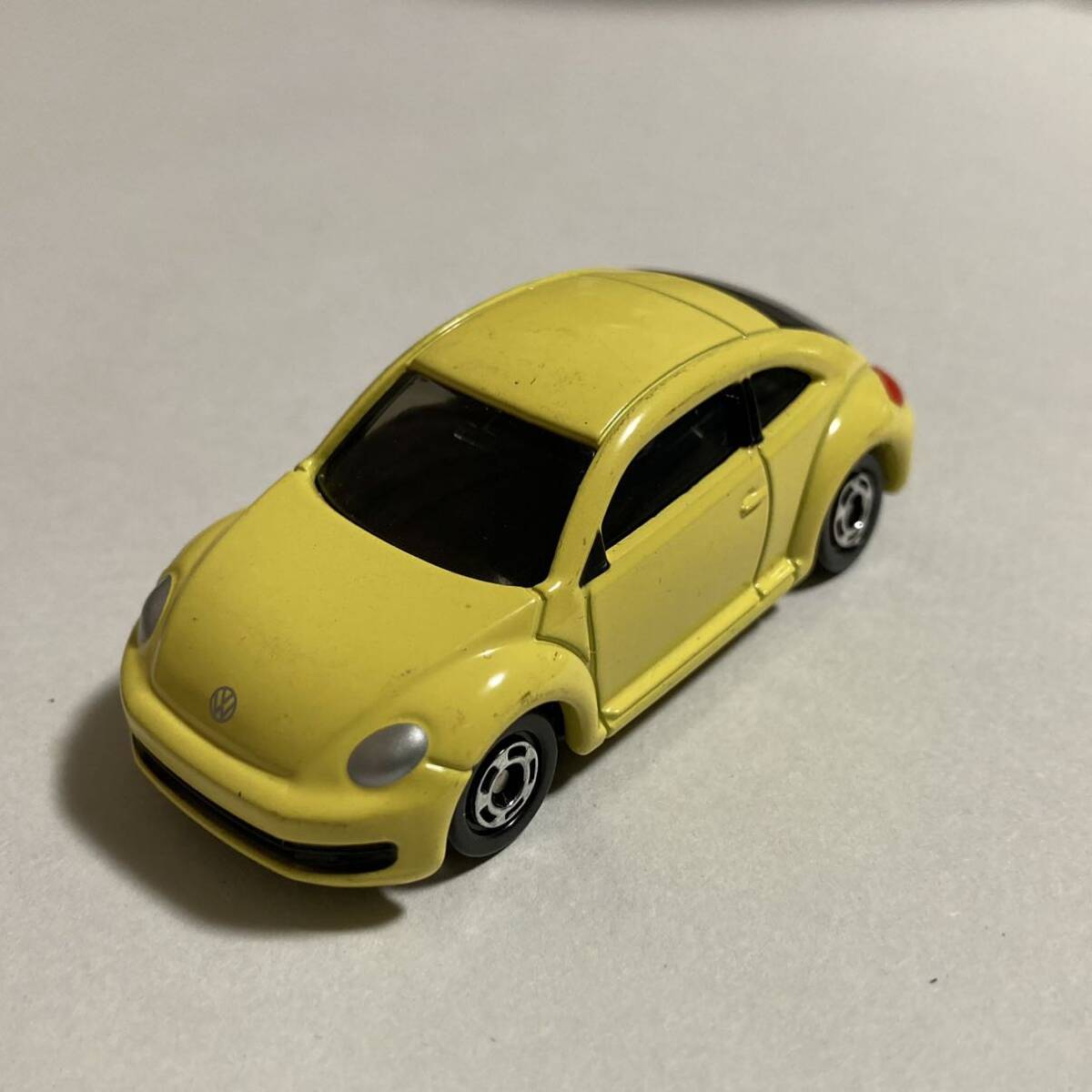 送料無料 廃盤 絶版 トミカ フォルクスワーゲン ザ ビートル ミニカー イエロー 赤箱 33 the beetle Volkswagen タカラトミー インテリア