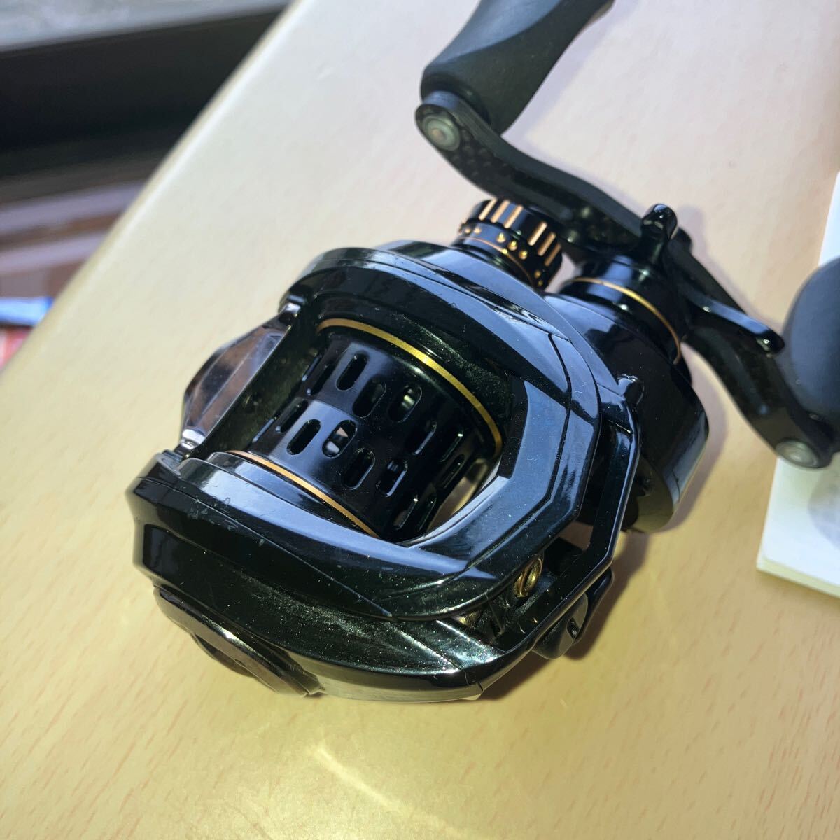 アブガルシア　レボ　REVO ALC-BF7 中古　左ハンドル_画像2