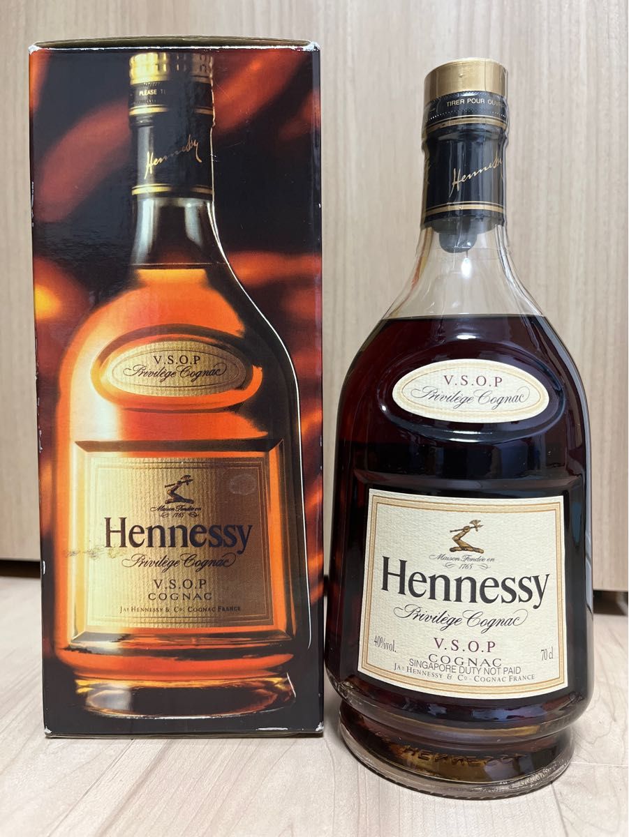 Hennessy ヘネシー VSOP プリヴィレッジ オールドボトル　700ml  1本　箱付き　未開封ボトル　