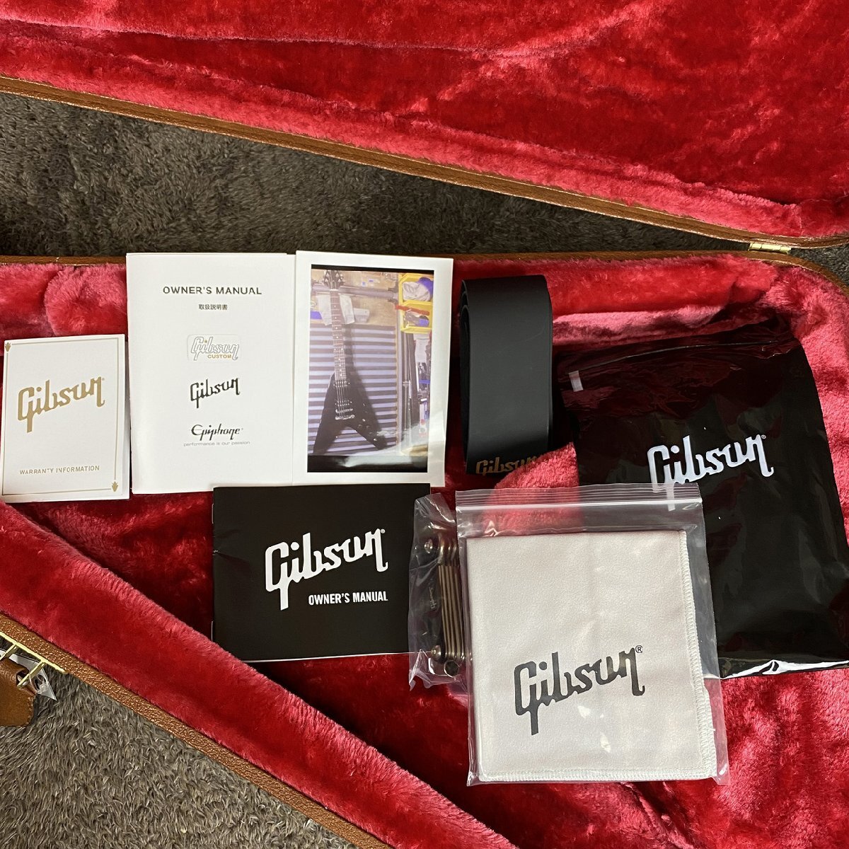 〇【新品】Gibson 80s Flying V Ebony ギブソン フライングV ブラック 同梱不可　1円スタート