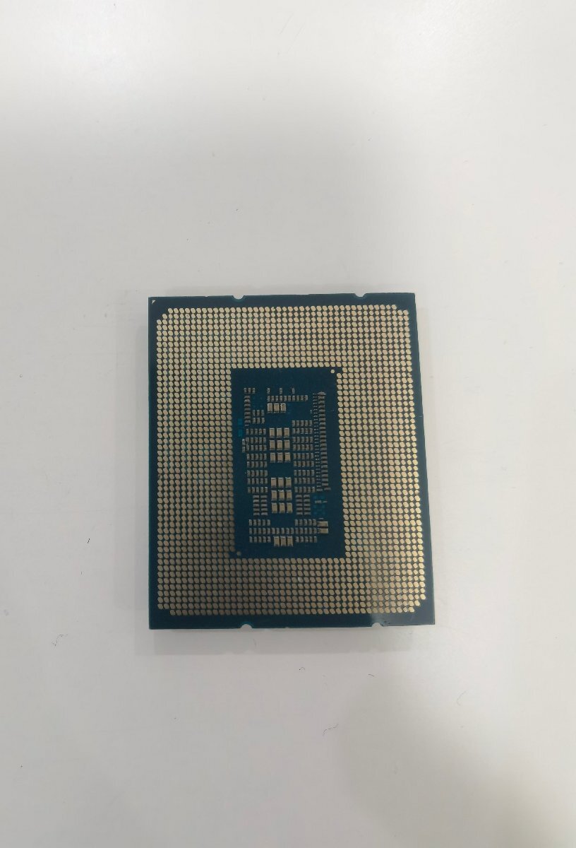 Intel CPU Core i7 12700KF LGA【中古】CPUの画像2