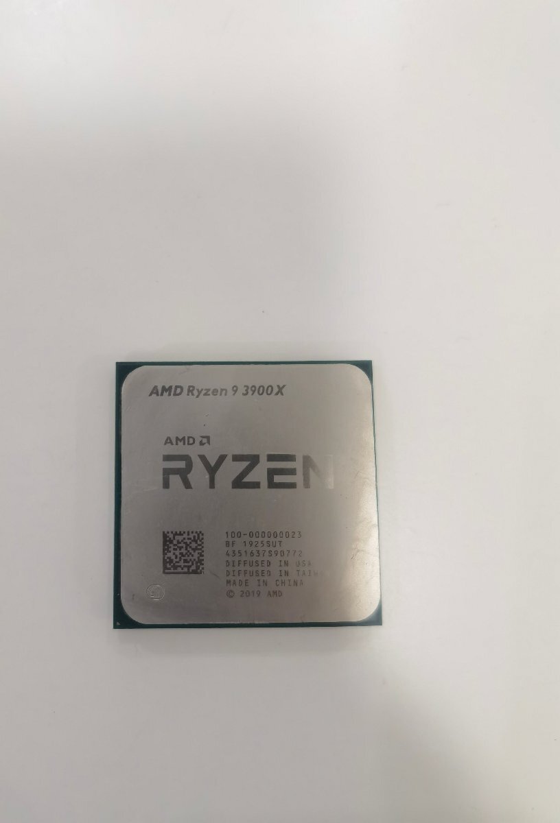 AMD CPU I9 3900X【中古】CPUの画像1