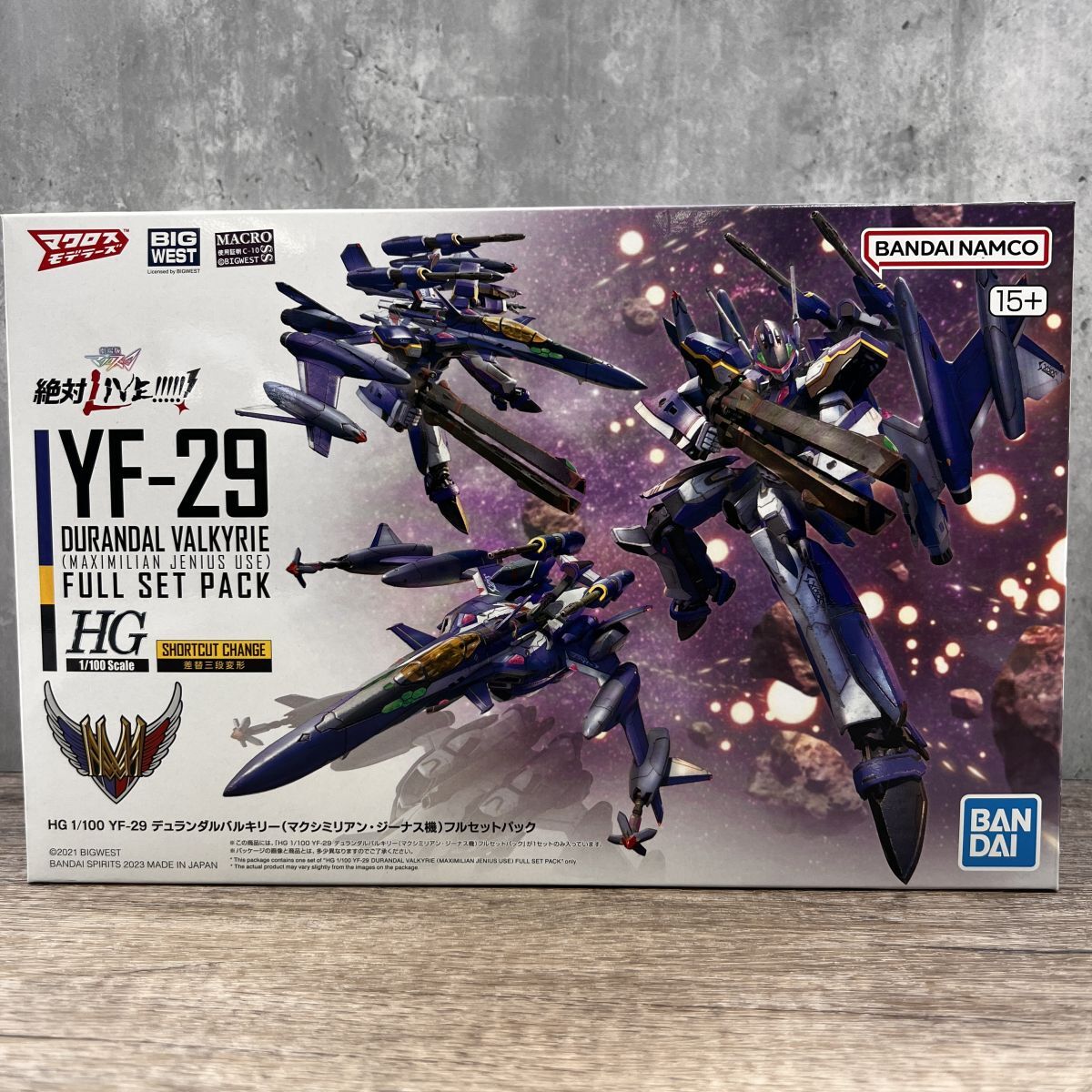 HG 1/100 マクロス YF-29 デュランダルバルキリー(マクシミリアン・ジーナス機) フルセットパック BANDAI プラモデル 【403-350#100】の画像1