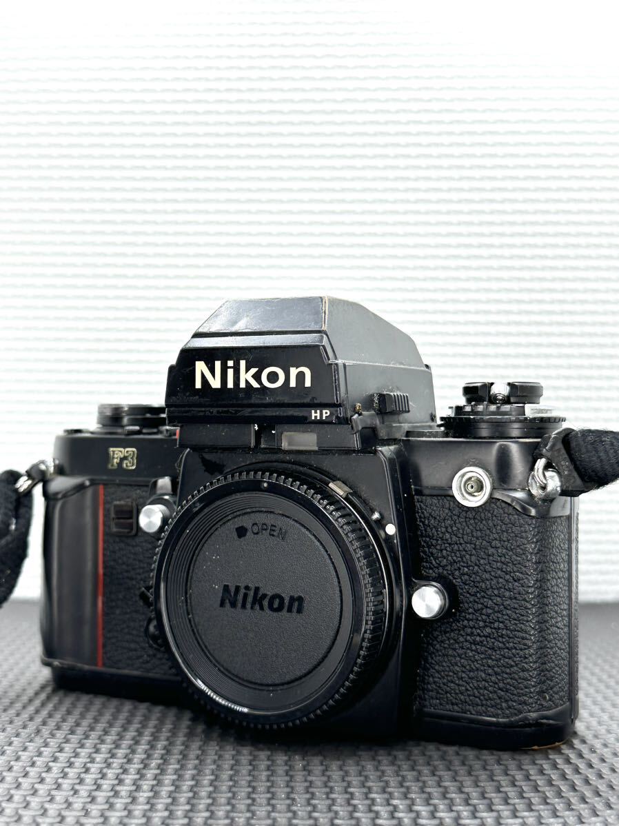 Nikon F3 HP ボディ ブラック フィルムカメラ　シャッター速度　露出計OK ストラップ付き