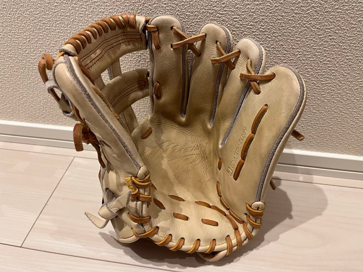 ミズノプロ 軟式内野手用グローブ BSS限定 キャメル サイズ10 ミズノプロ 軟式内野手用グローブ BSS限定 キャメル サイズ10