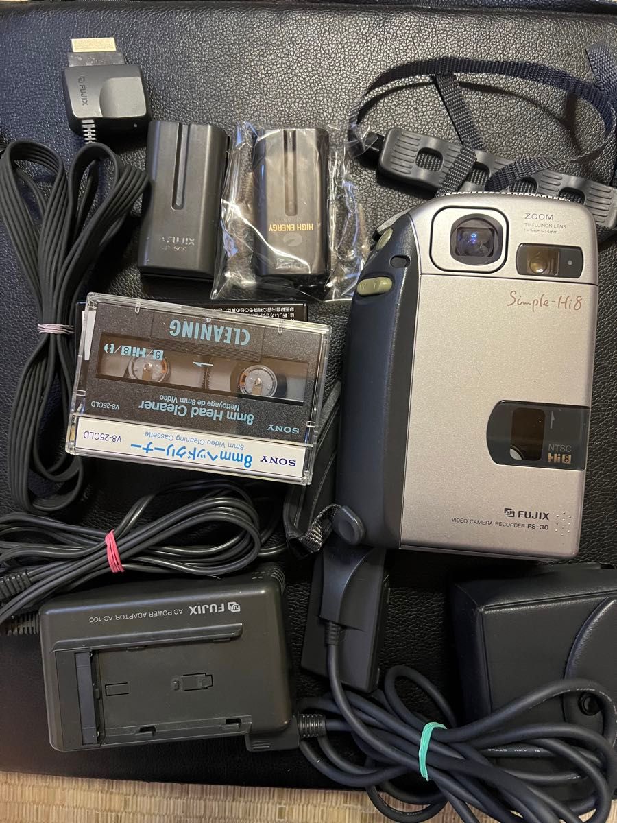 中古 FUJIX FS-30 8ミリビデオカメラレコーダー 通電確認のみ 中古 FUJIX FS-30 8ミリビデオカメラレコーダー 通電確認のみ