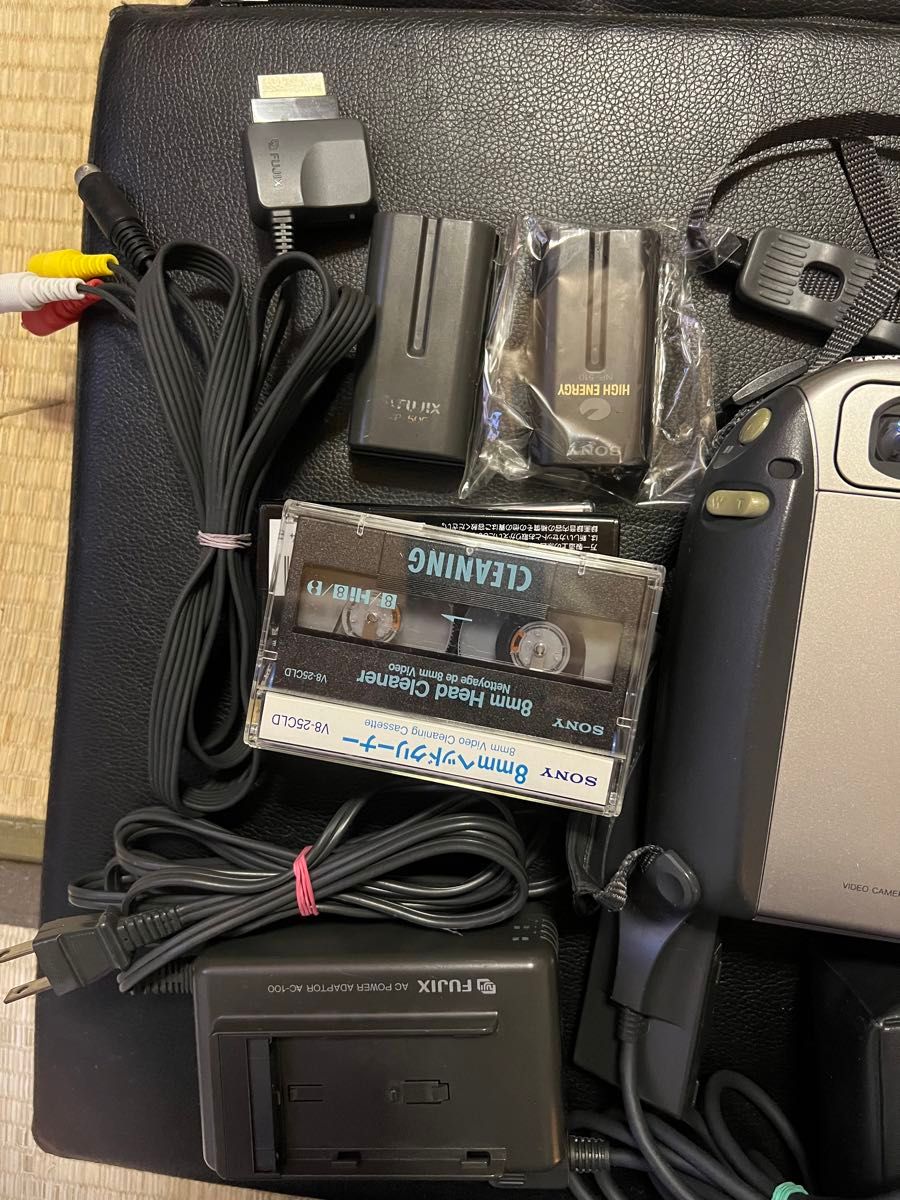 中古 FUJIX FS-30 8ミリビデオカメラレコーダー 通電確認のみ 中古 FUJIX FS-30 8ミリビデオカメラレコーダー 通電確認のみ