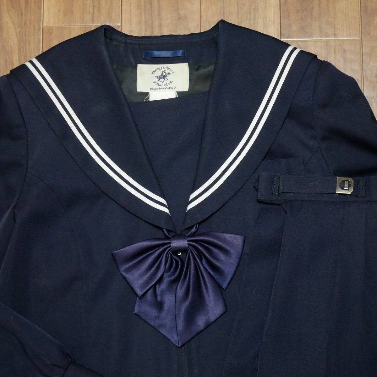 中高セーラー服　紺襟白2本ライン上下　ウエスト69　丈54　冬服　長袖　中学　高校　JK　JC　匿名配送_画像2