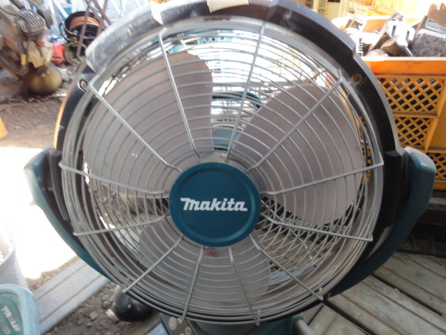 2 マキタ ＣＦ300Ｄ 産業扇風機の画像2