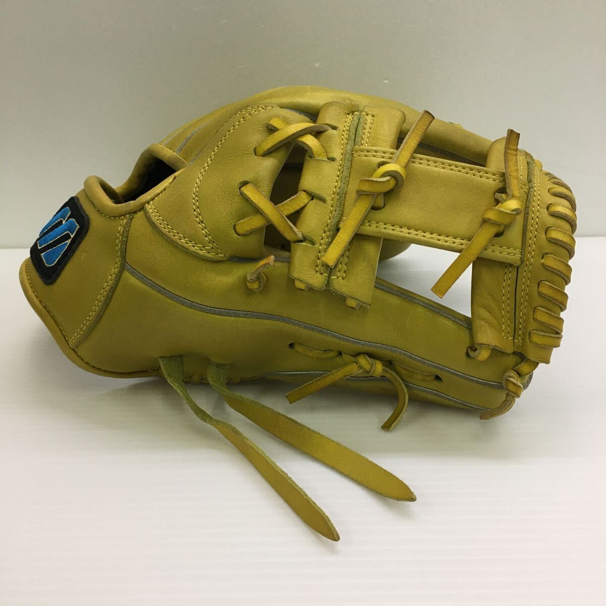 G-1235 ミズノMIZUNO ProModel 軟式 内野手用 グローブ グラブ 野球 中古品 _画像2