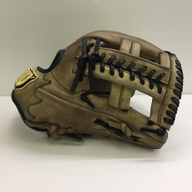 品 ウィルソン Wilson 硬式 内野手用グローブ 刺繍有り 臭い有り 品 ウィルソン Wilson 硬式 内野手用グローブ 刺繍有り 臭い有り