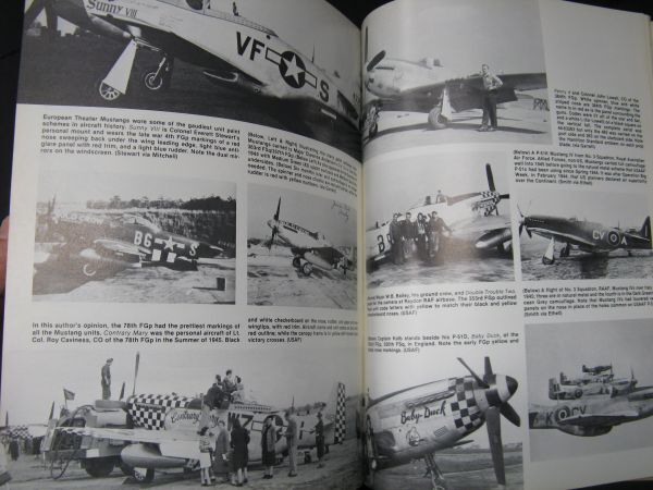 ⑭★ Fighting Colors   Ｐ-51  マスタング in Color （洋書） ★の画像10