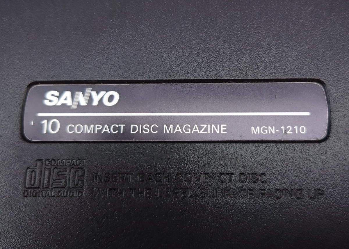 ★ SANYO 10枚CDチェンジャー MAX-2Fの画像2