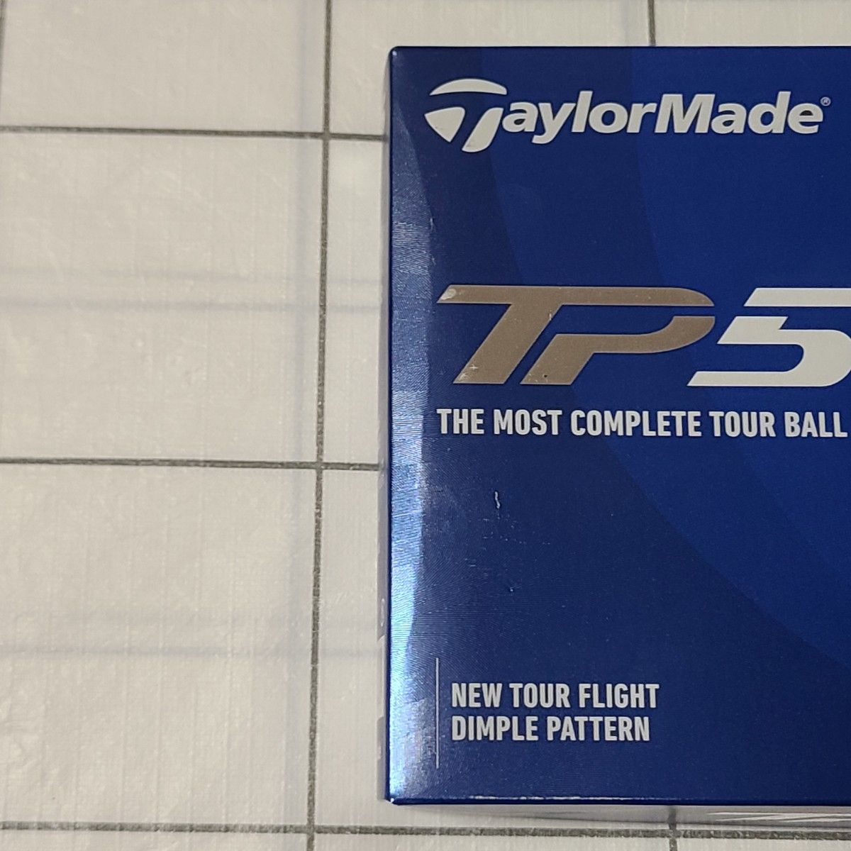 TaylorMade テーラーメイド TP5 ホワイト ゴルフボール 2021年モデル 1ダース