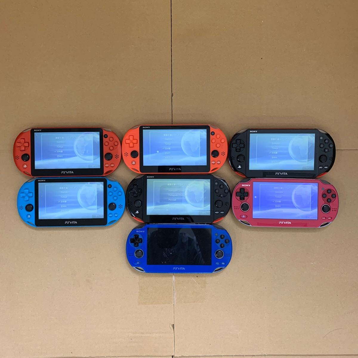 16660円 SONY PS Vita プレイステーション ヴィータ PCH-1000 16660円 SONY PS Vita プレイステーション ヴィータ PCH-1000