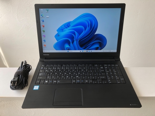 薄型 東芝 dynabook B65/DN Core i7 8550U 1 8GHz/メモリ 16GB 薄型 東芝 dynabook B65/DN Core i7 8550U 1 8GHz/メモリ 16GB