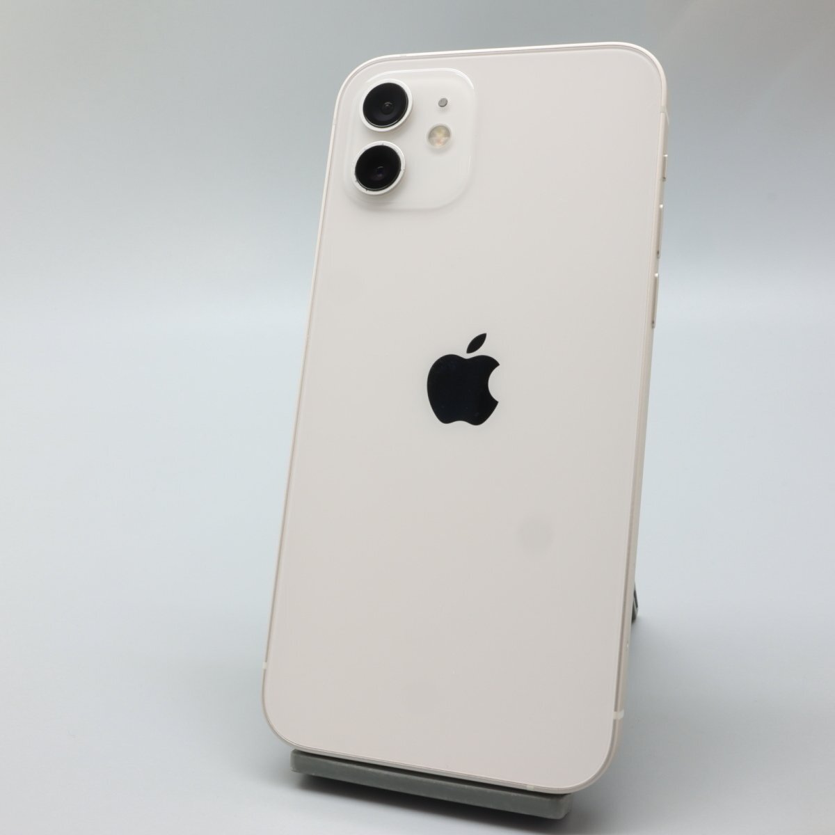 Apple iPhone12 64GB White A2402 MGHP3J/A バッテリ86% ■SIMフリー★Joshin3960【1円開始・送料無料】の画像1