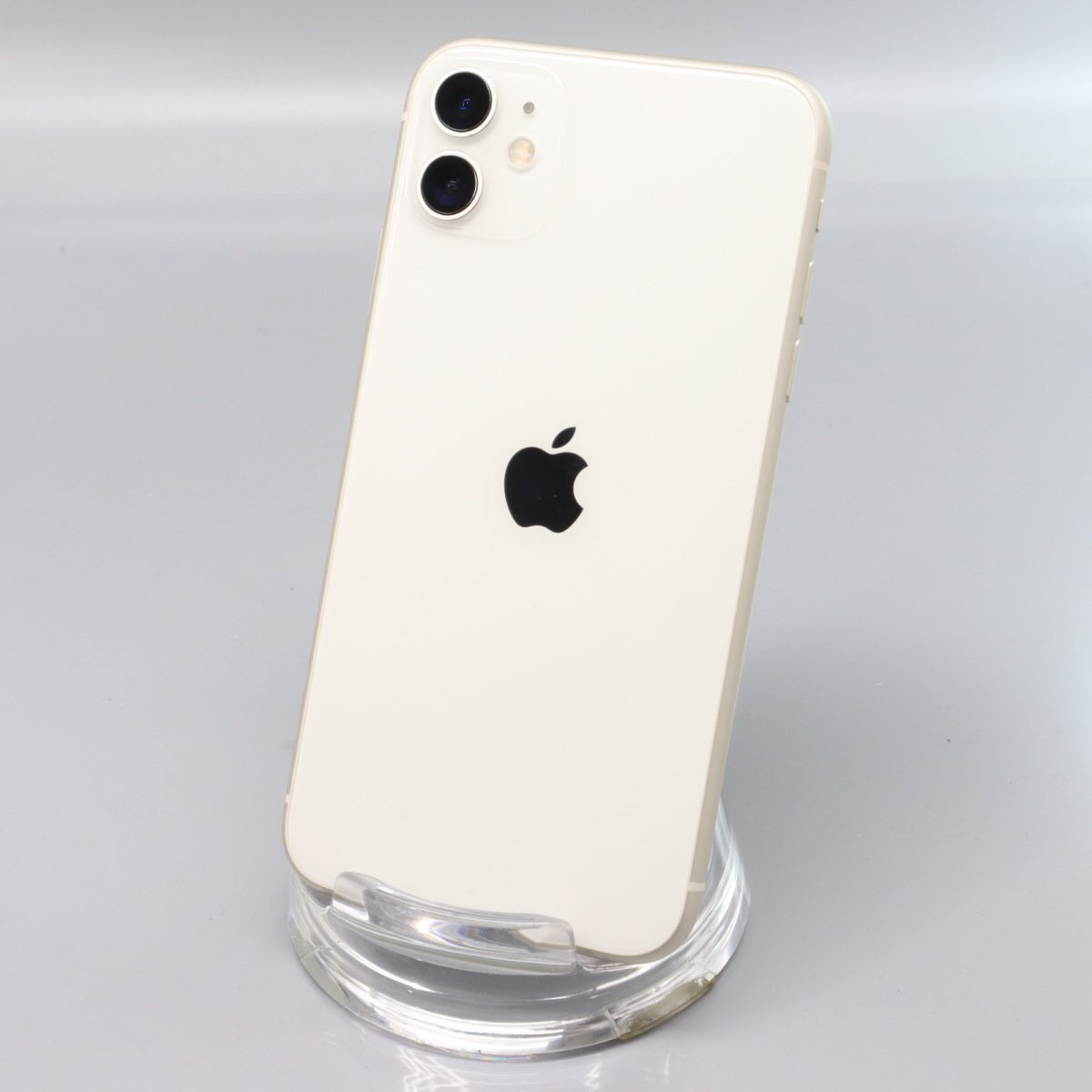 Apple iPhone11 128GB White A2221 MWM22J/A バッテリ83% ■ドコモ★Joshin9186【1円開始・送料無料】_画像1