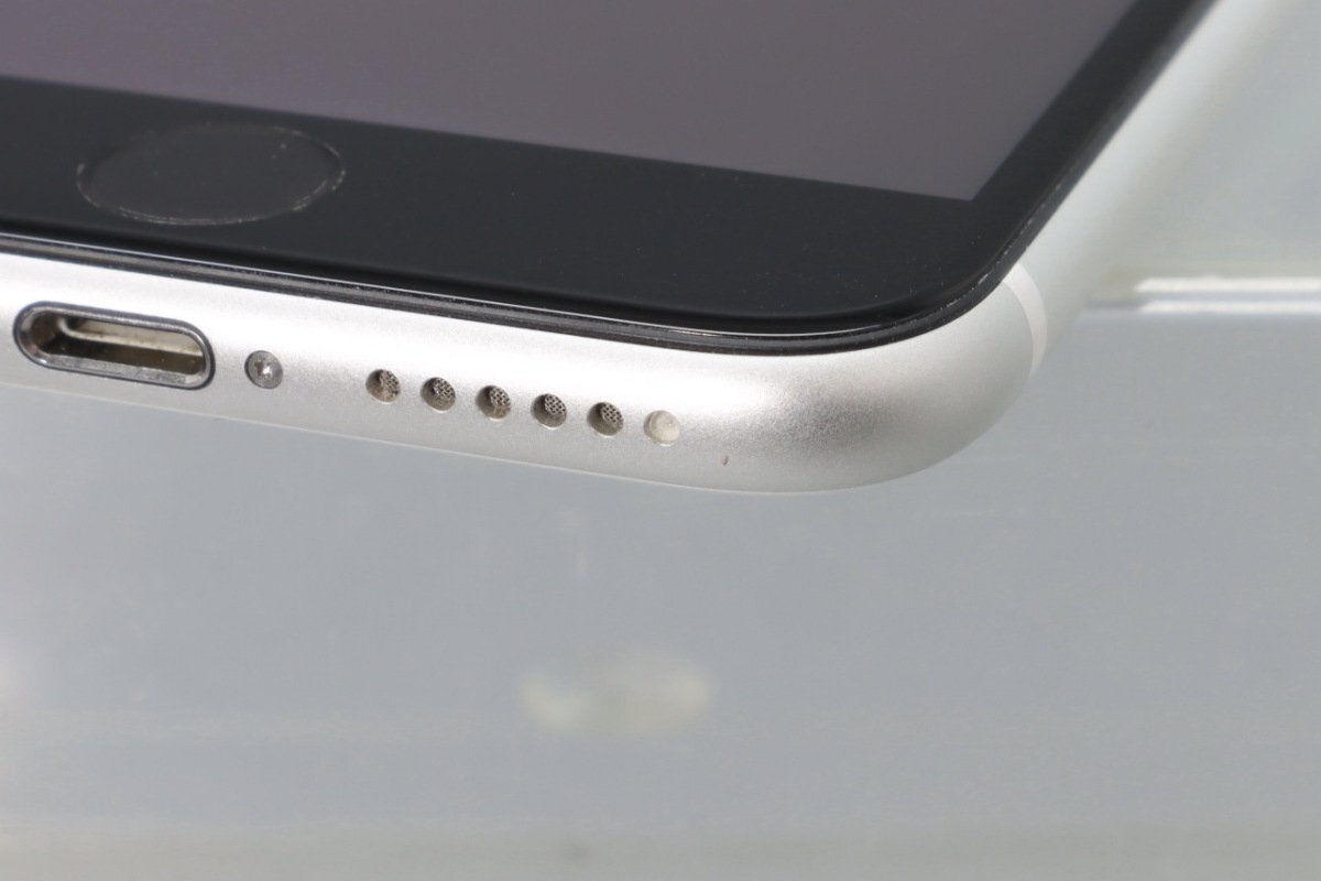 Apple iPhoneSE 64GB (第2世代) White A2296 MHGQ3J/A バッテリ80% ■SIMフリー★Joshin6939【1円開始・送料無料】_画像6