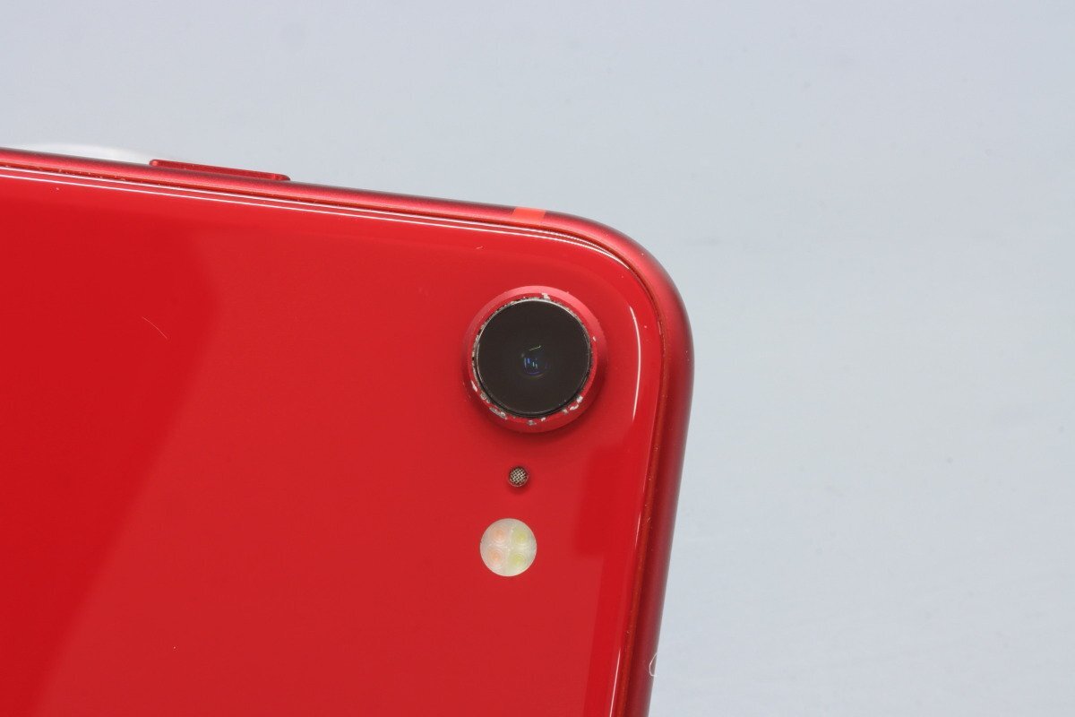 Apple iPhoneSE 64GB (第2世代) (PRODUCT)RED A2296 MHGR3J/A バッテリ89% ■SIMフリー★Joshin4213【1円開始・送料無料】_画像8
