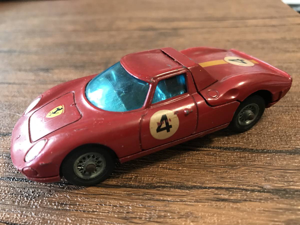 ［希少］1960年代 イギリス製 Ferrari 赤 ミニカー_側面