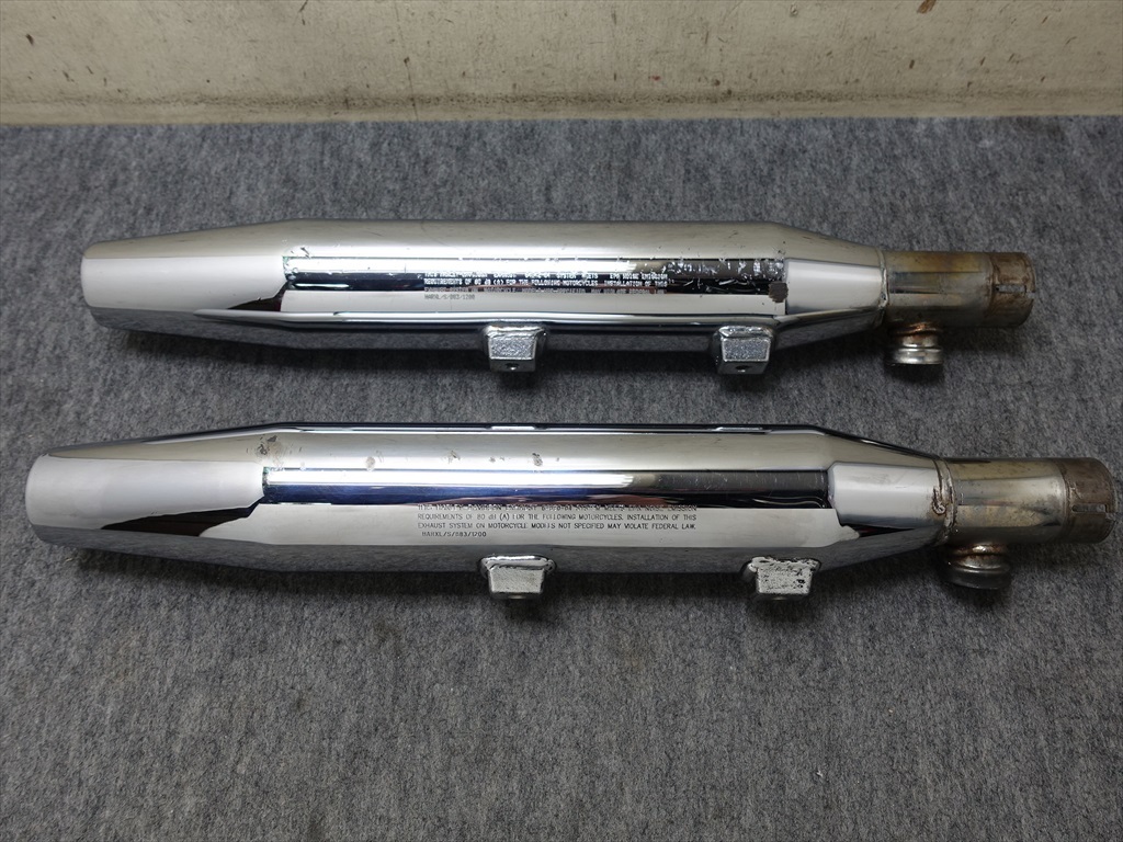 XL1200X/883/V/N/R/L/C/S スポーツスター北米仕様マフラー パンチアウト 64842-04/64890-04サイレンサーの画像5