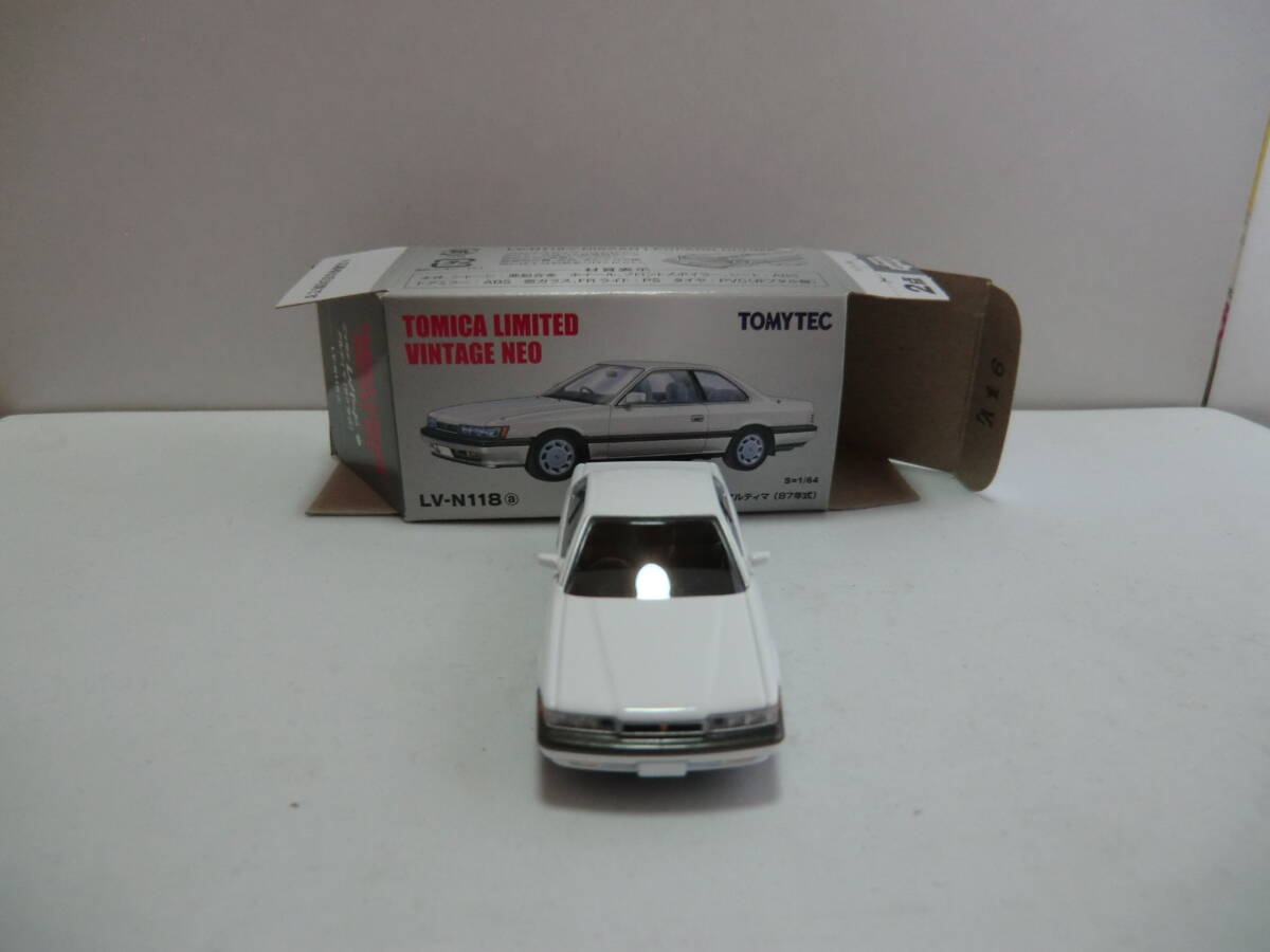 【TOMICA LIMITED VINTAGE NEO MADE IN CHINA No.LV-N118a レパードアルティマ（87年式）現状】白色ボディ+FS別付＆専用ホイル装着品の画像4