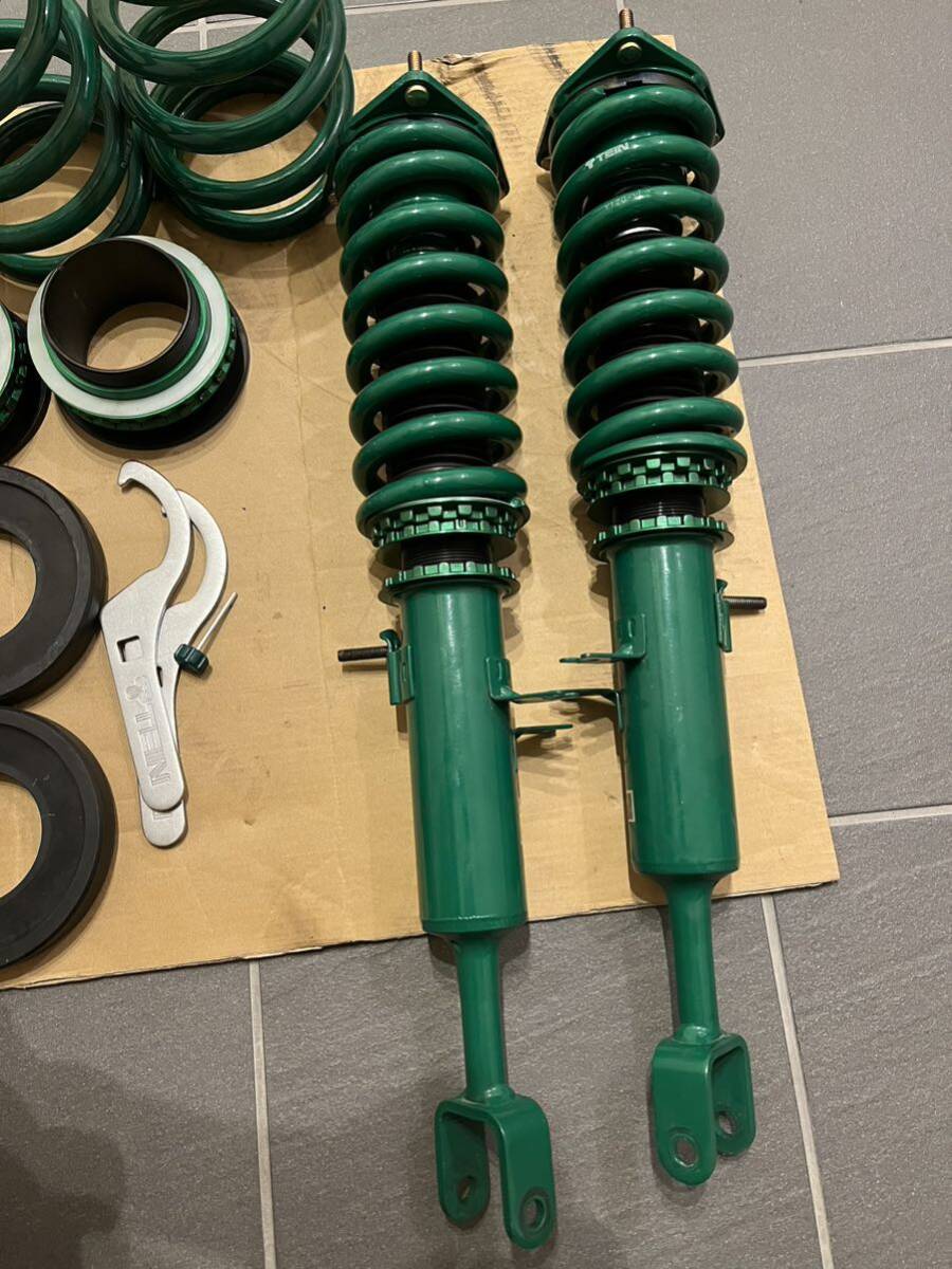 TEIN MONO SPOUT DAMPER Z33 V35 Skyline shock absorber Tein Nissan 