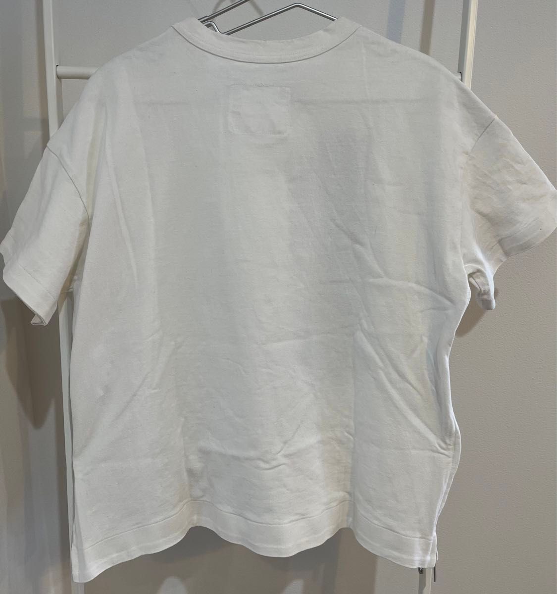 sacai サカイ Tシャツ カットソー ロゴ サイドジップ ファスナー sacai サカイ Tシャツ カットソー ロゴ サイドジップ ファスナー