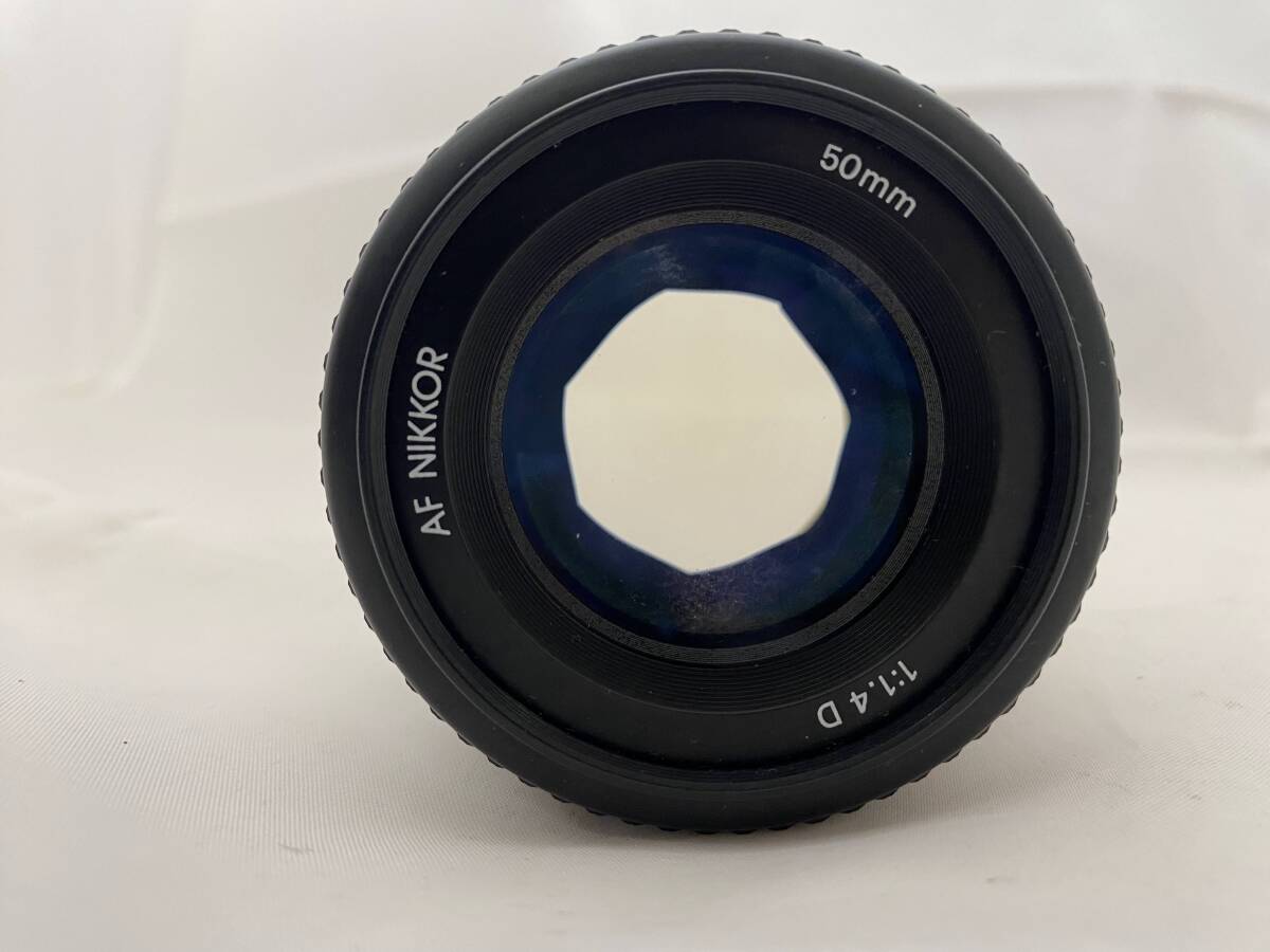 Nikon Nikon AF NIKKOR 50mm F1.4 D single burnt point lens present condition goods #2405101