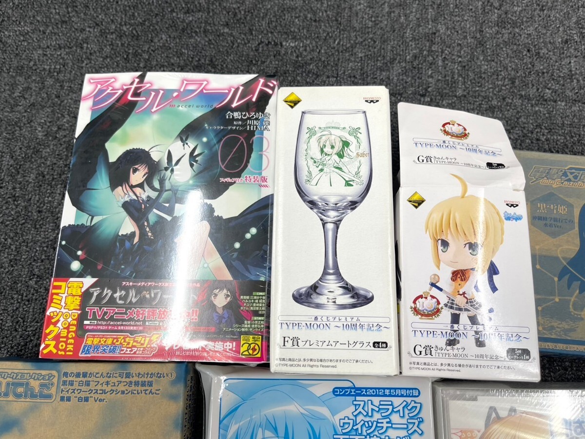 E384　アニメグッズ　大量　まとめ売り　TYPE MOON　アクセルワールド　魔法少女まどかマギカ　俺の妹がこんなに可愛いわけがない　他_画像2