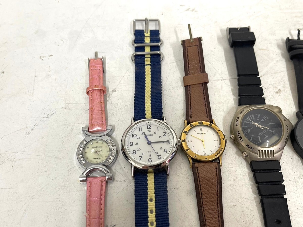 E414　腕時計　大量　まとめ売り　blood berry　TIMEX　renoma　ALBA　MILD SEVEN　他　レディース　メンズ　動作未確認　ジャンク_画像2