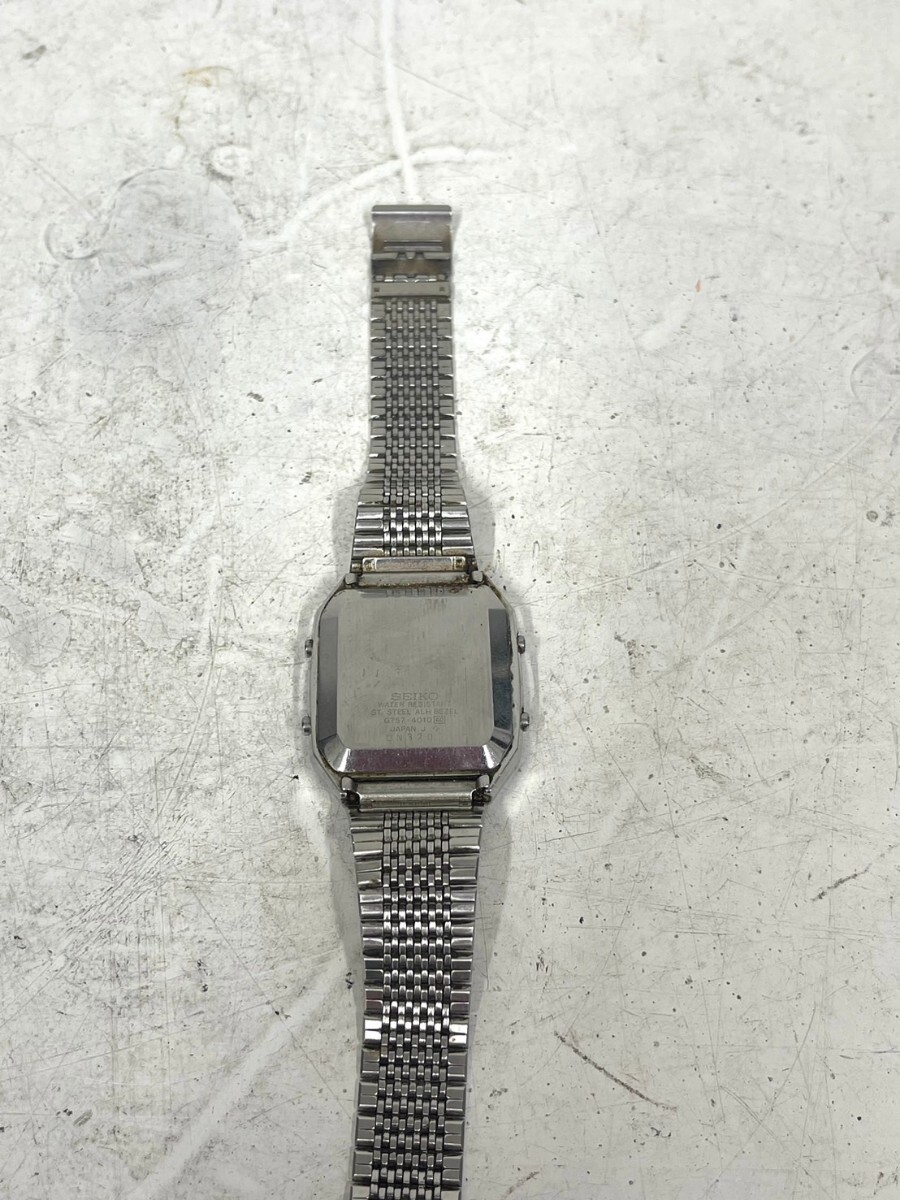 E389 SEIKO セイコー アラームクロノグラフ クォーツ デジタル腕時計 G757-4010 メンズ 動作未確認 ジャンク品 の画像7