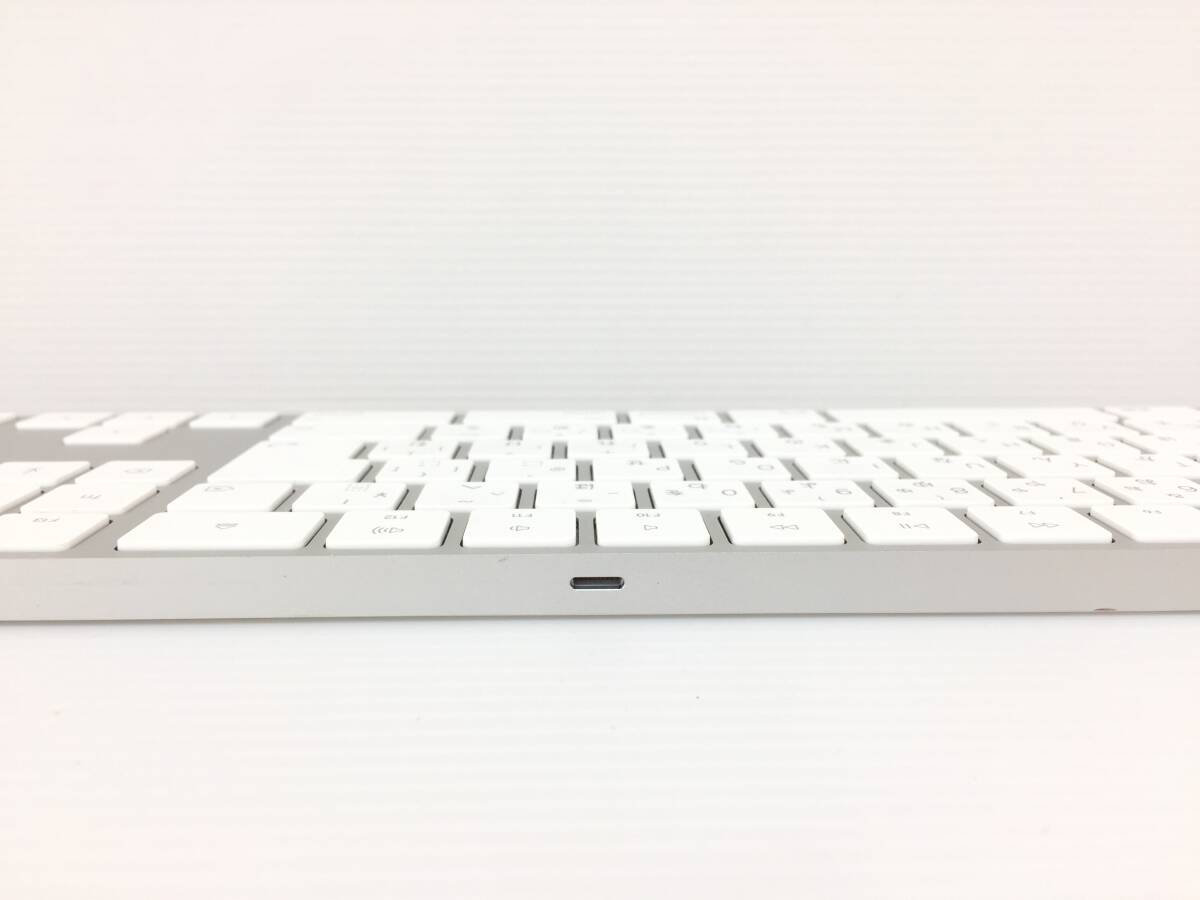 〇【良品】Apple Magic Keyboard A1843 マジックキーボード テンキー付き 日本語（JIS）動作品_画像6