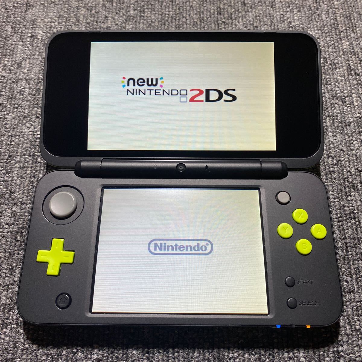 Newニンテンドー2DS LL ブラック×ライム NJG101099804