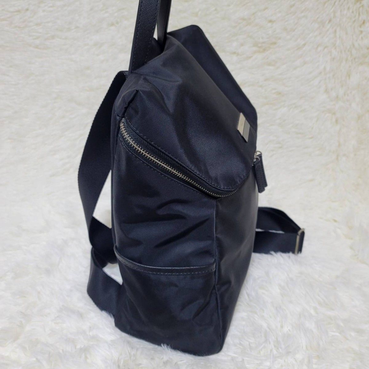 美品】 アニエスベー バックパック リュック ナイロン ブラック 美品】 アニエスベー バックパック リュック ナイロン ブラック