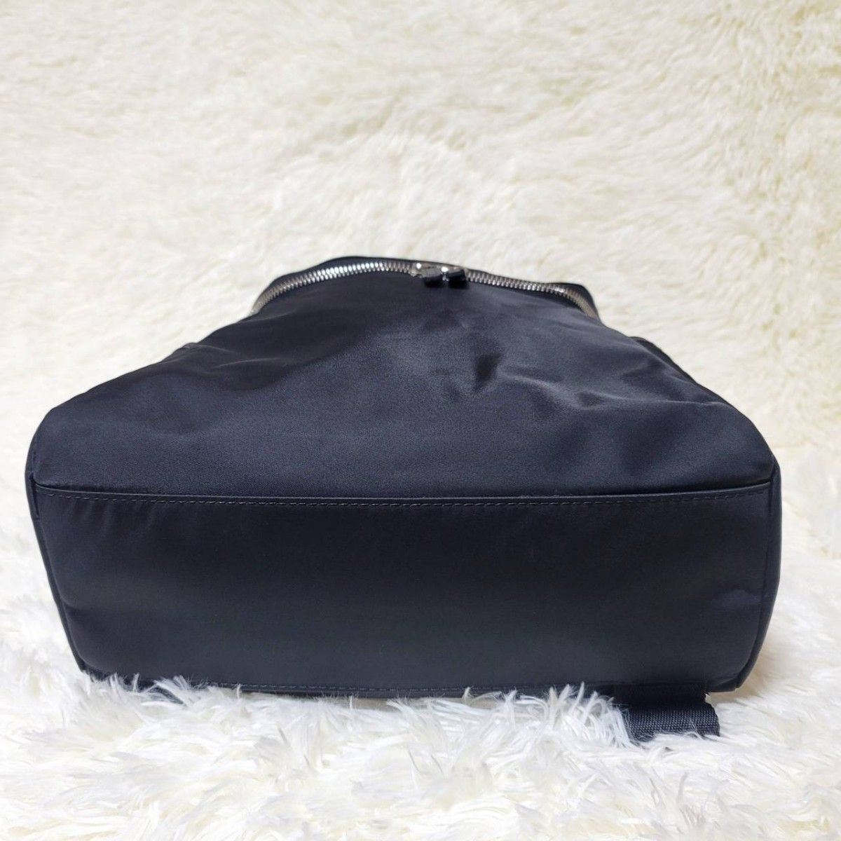 美品】 アニエスベー バックパック リュック ナイロン ブラック 美品】 アニエスベー バックパック リュック ナイロン ブラック