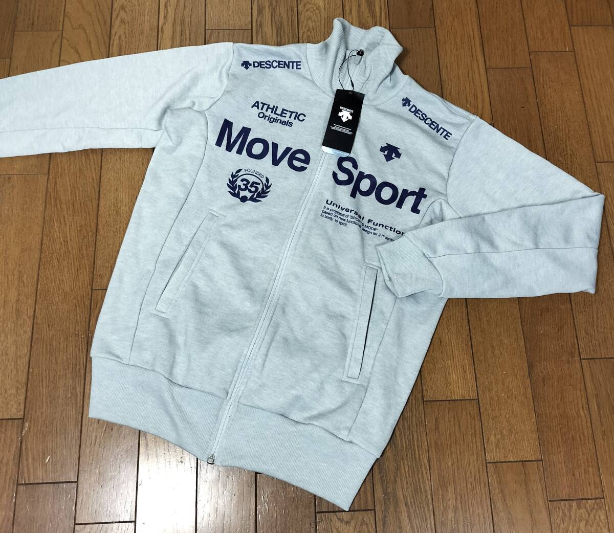 (物41)　デサント　MOVE　SPORT　スウェットジャケット　DAT-2458　グレー　メンズS_画像2