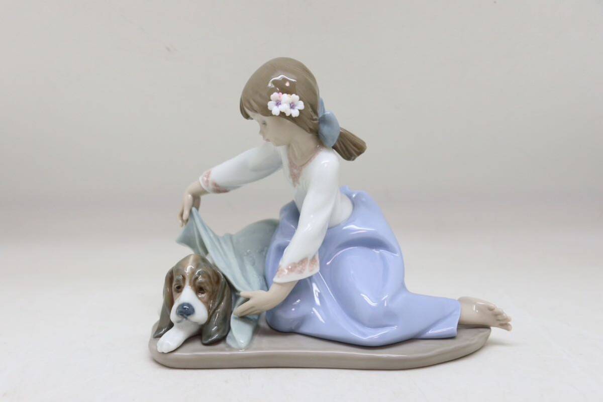 リヤドロ LLADRO 風邪をひかないように NO 5688 フィギュリン リヤドロ LLADRO 風邪をひかないように NO 5688 フィギュリン