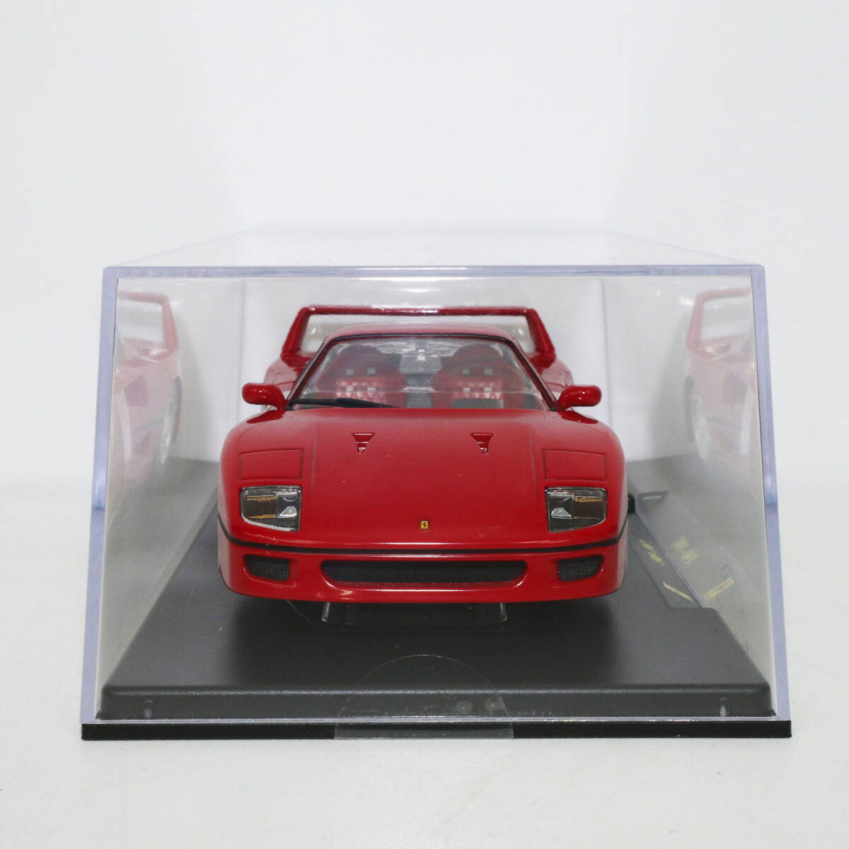 buragoブラーゴ 1/24 Ferrari F40 1987 フェラーリ コレクションケース入り ダイキャストミニカー　M9033_画像5