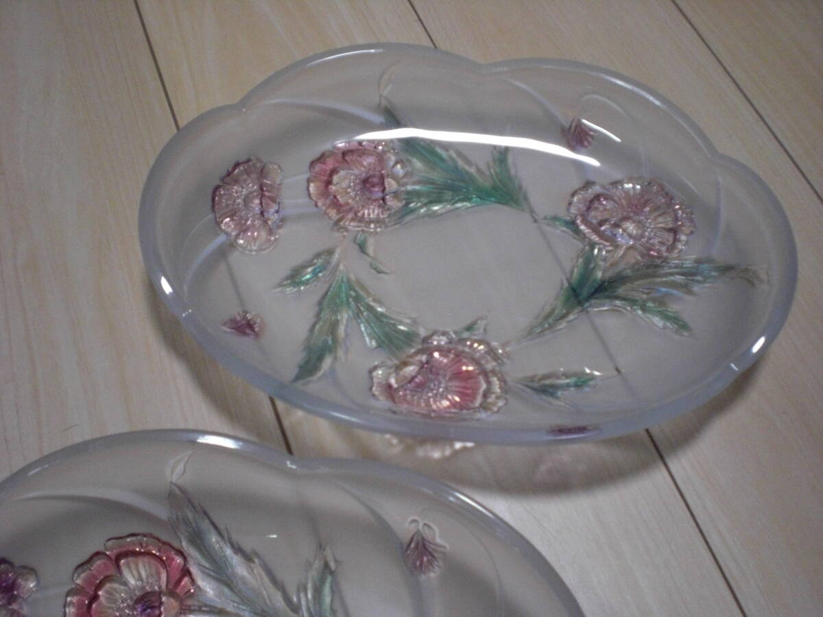 食器　ガラス皿　2枚　花柄　アンティーク　昭和レトロ　中古_画像3